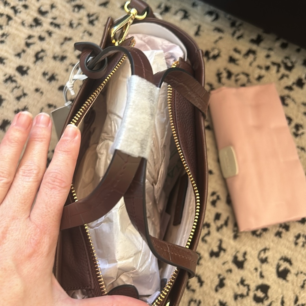 Brand new Radley London brown purse - Picture 3 of 4